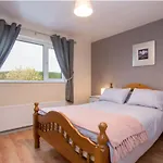 Hillview Holiday Home